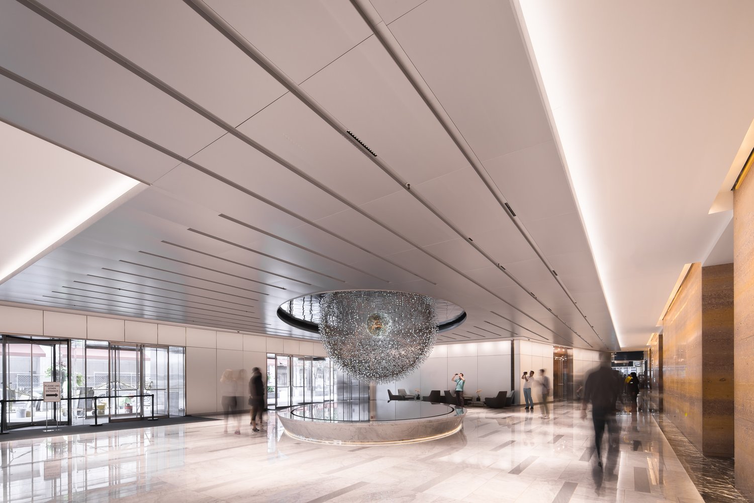 lucent chicago by wolfgang buttress
